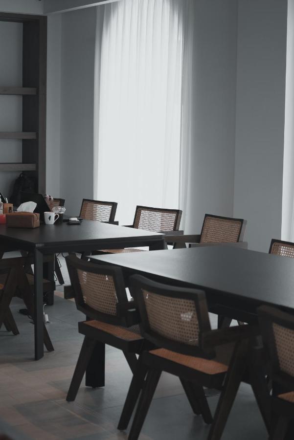 Morning Apartment Манонг Екстериор снимка